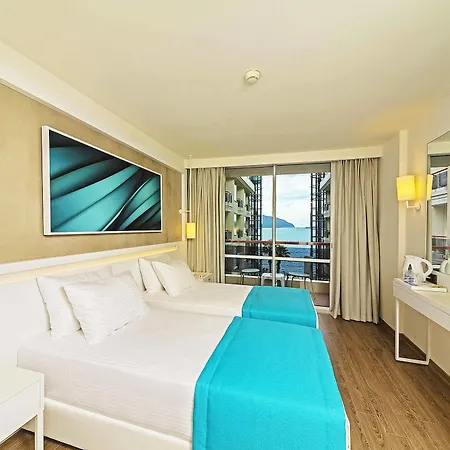 호텔 Poseidon - Adult Only 말마리스