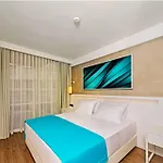 Poseidon - Adult Only 4*